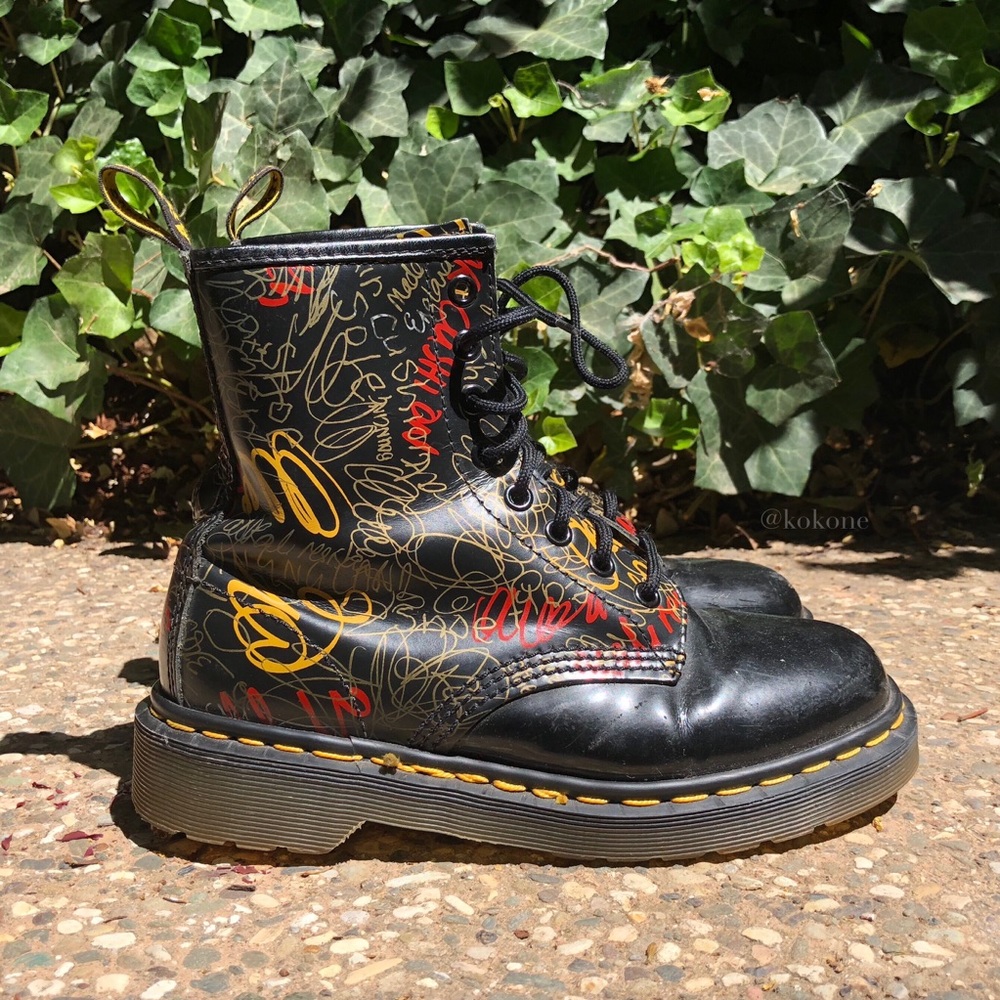 (Rare) Dr. Marten Graffiti Print Scribble Boots